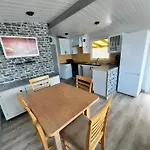 Mobilhome Renove Climatise - 10min - *