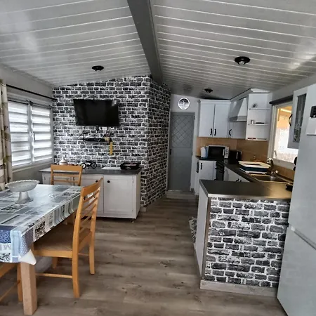 Mobilhome Renove Climatise - 10min - *